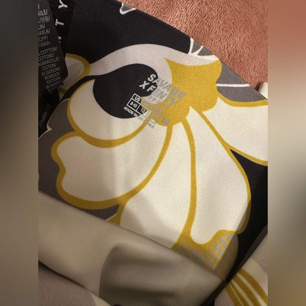 Savage X Fenty Black and Yellow Floral Set - Picture 2 of 4